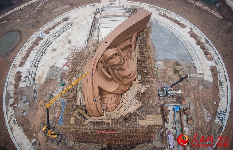 現(xiàn)全球最大關(guān)公青銅雕像，目測宇達(dá)施工（圖）